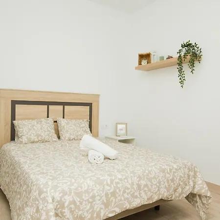 Alonsos - Open Mall - By Az Guest house *