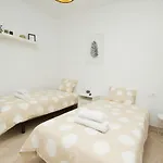 Alonsos - Open Mall - By Az 3* Arrecife (Lanzarote)