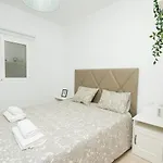 Alonsos - Open Mall - By Az Πανσιόν 3*