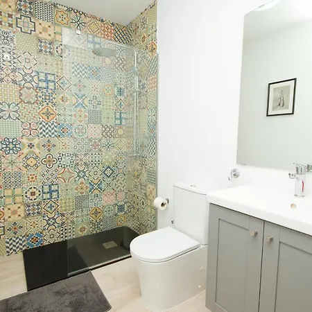 Alonsos - Open Mall - By Az Guest house