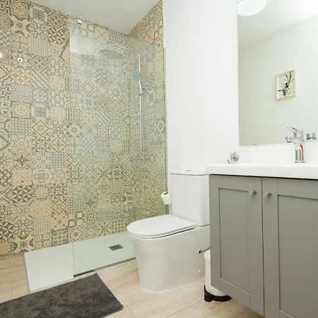 Guest house Alonsos - Open Mall - By Az *
