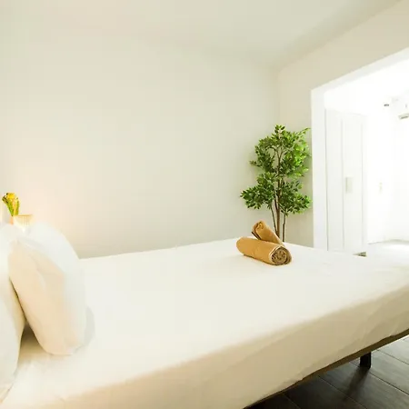 Alonsos - Open Mall - By Az 3* Arrecife (Lanzarote)